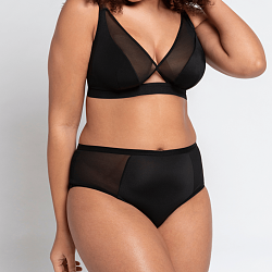 Get Up & Chill Bralette Black