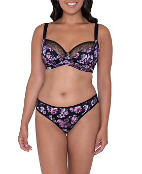 Moody Bloom Brazilian